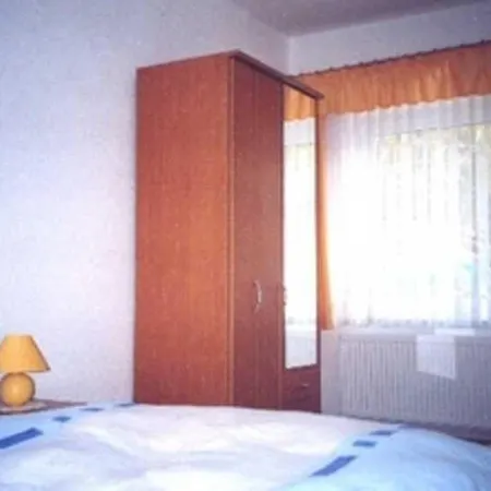 Krueger Apartment Zirchow
